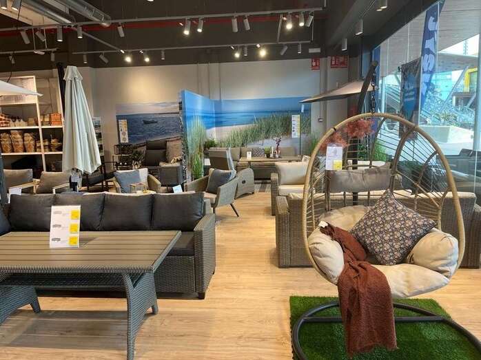 La tienda tras la reapertura/TA.